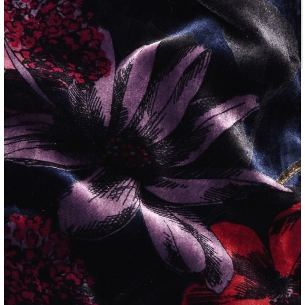 NWT TRINA TURK Eclair Floral Velvet Shift Dress Size Large - Picture 6 of 6